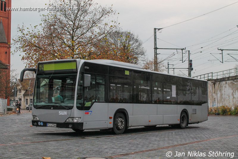 22) 0764-32,VHH-SWN,JNS.jpg